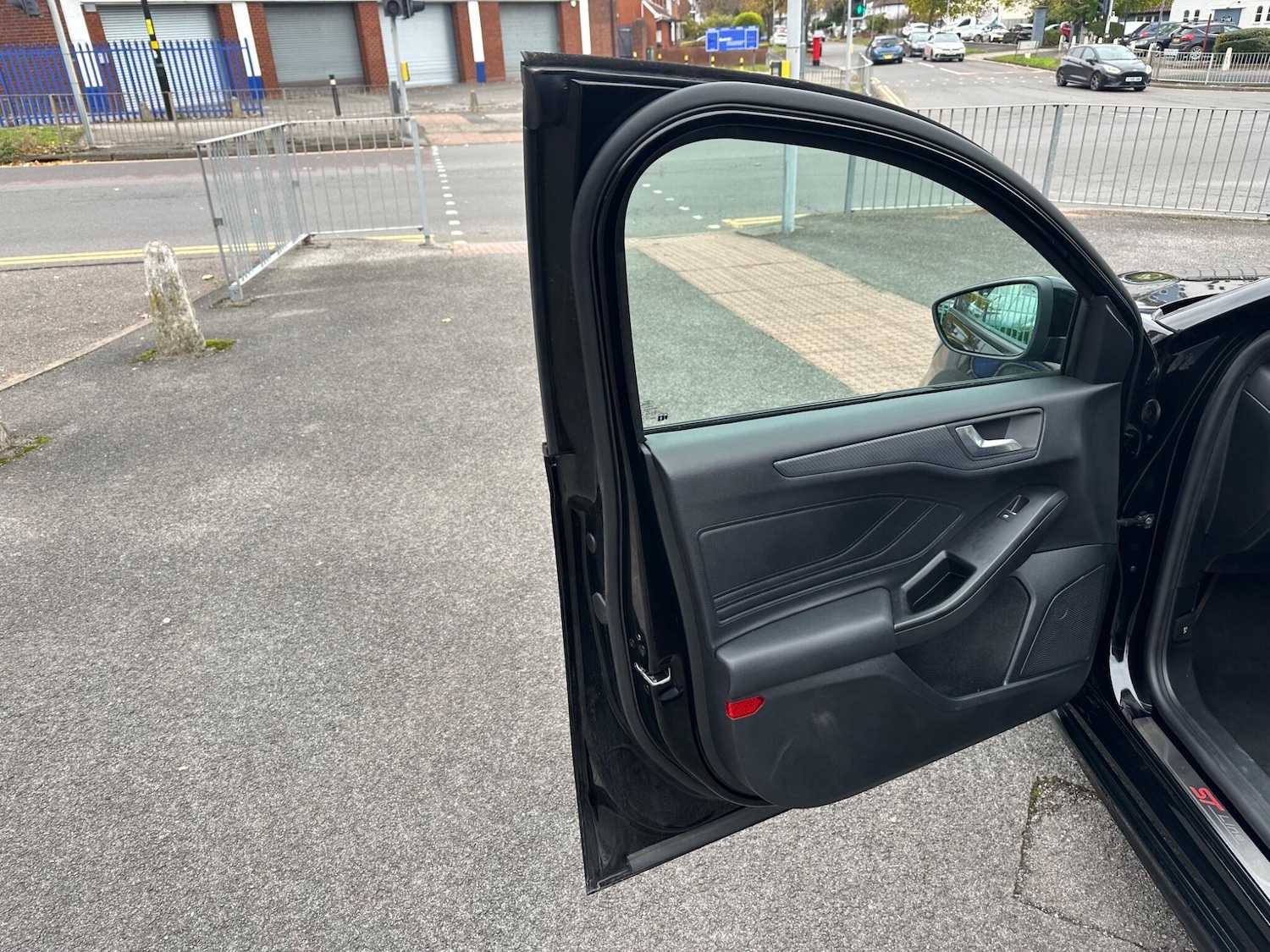 Used Ford Focus 2019 for sale - 76380763: Photo 31