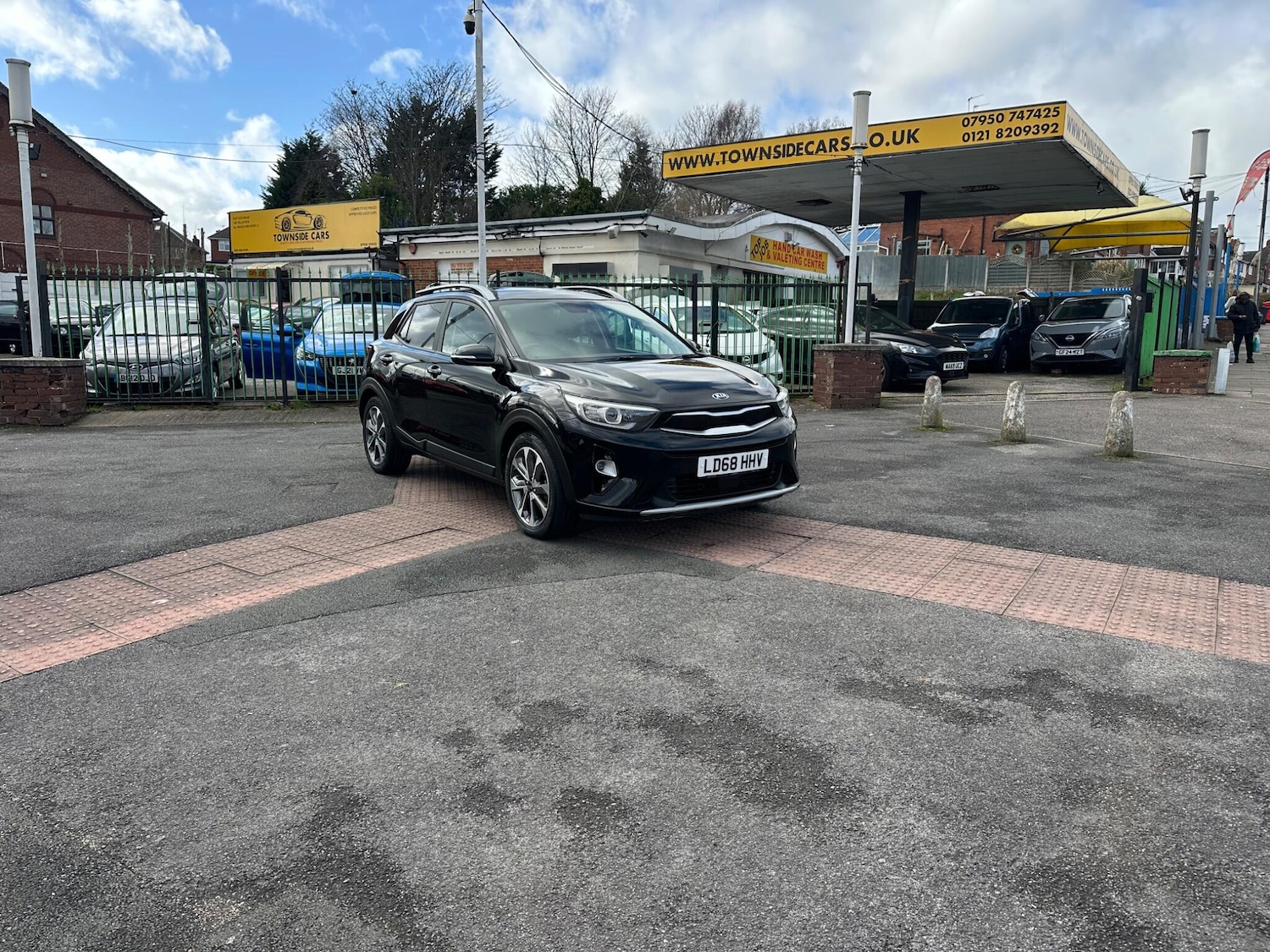 Used Kia Stonic 2018 for sale - 77637565: Photo 5