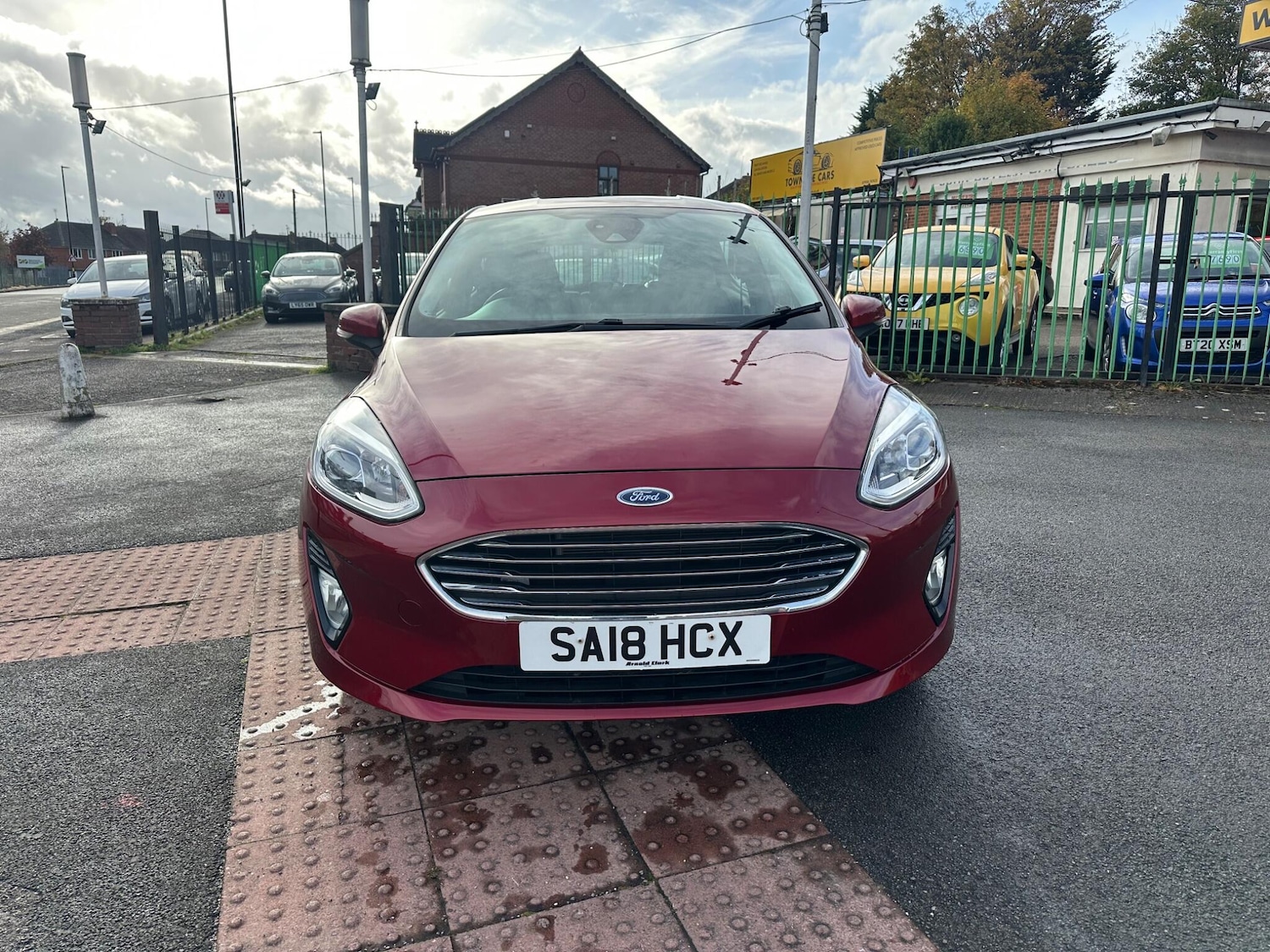 Used Ford Fiesta 2018 for sale - 76360101: Photo 1