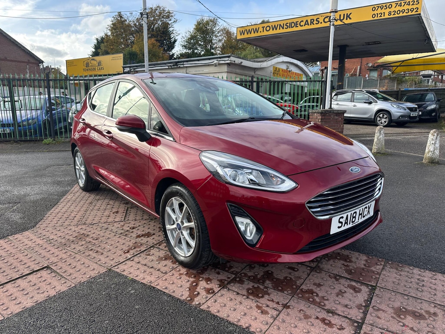 Used Ford Fiesta 2018 for sale - 76360101: Photo 2