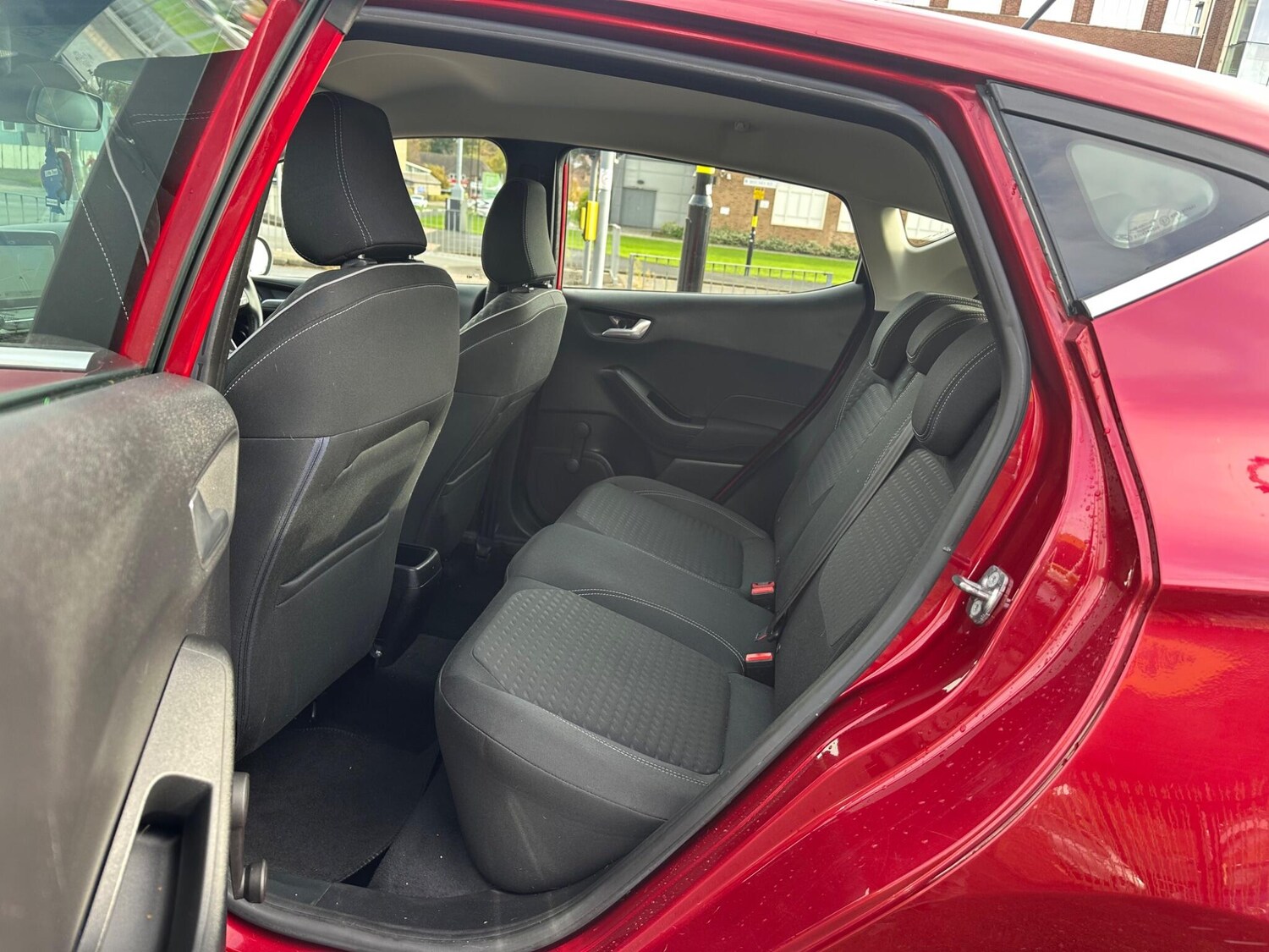 Used Ford Fiesta 2018 for sale - 76360101: Photo 25