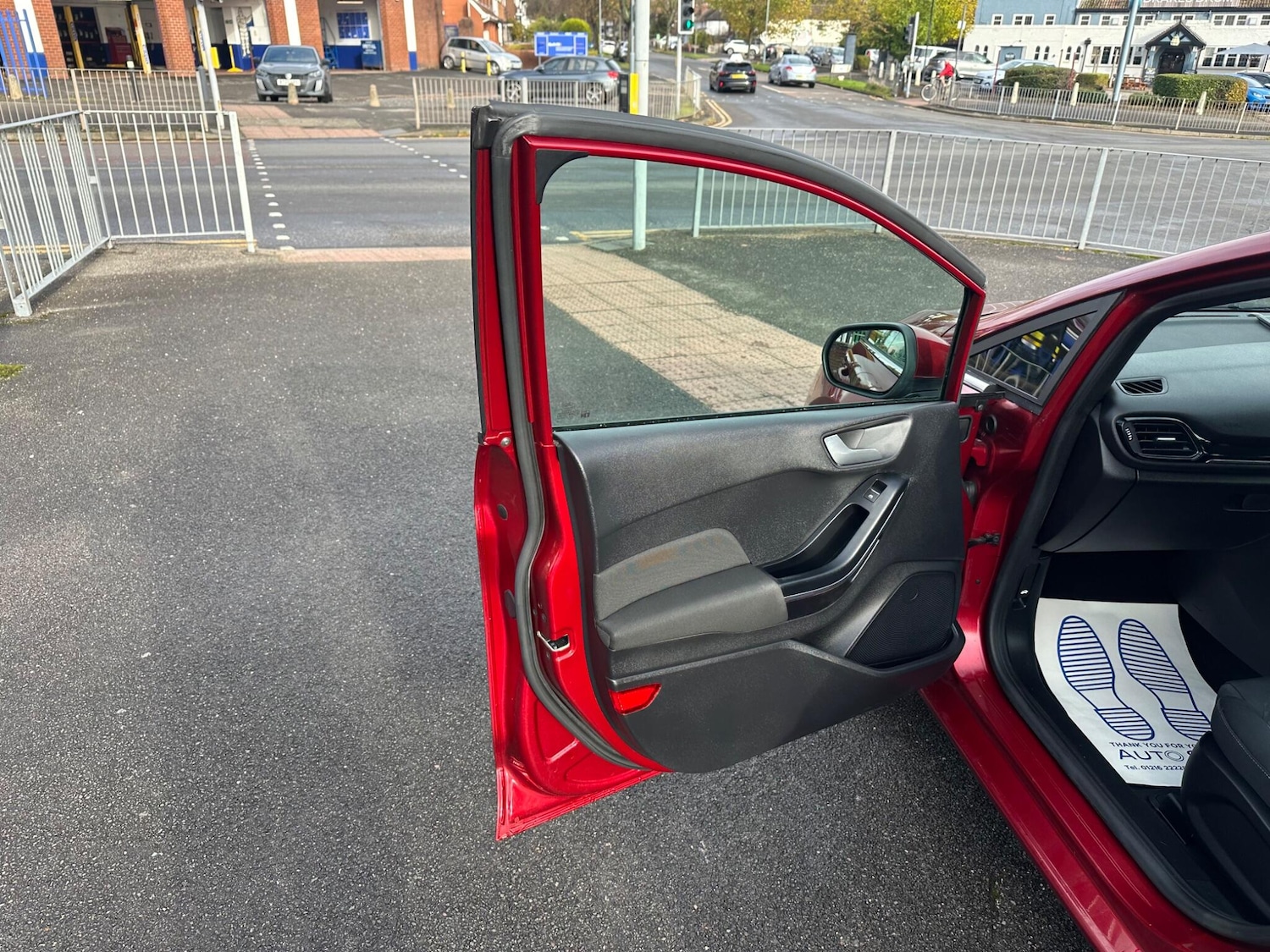 Used Ford Fiesta 2018 for sale - 76360101: Photo 30