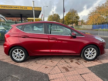 Used Ford Fiesta 2018 for sale - 76360101: Photo