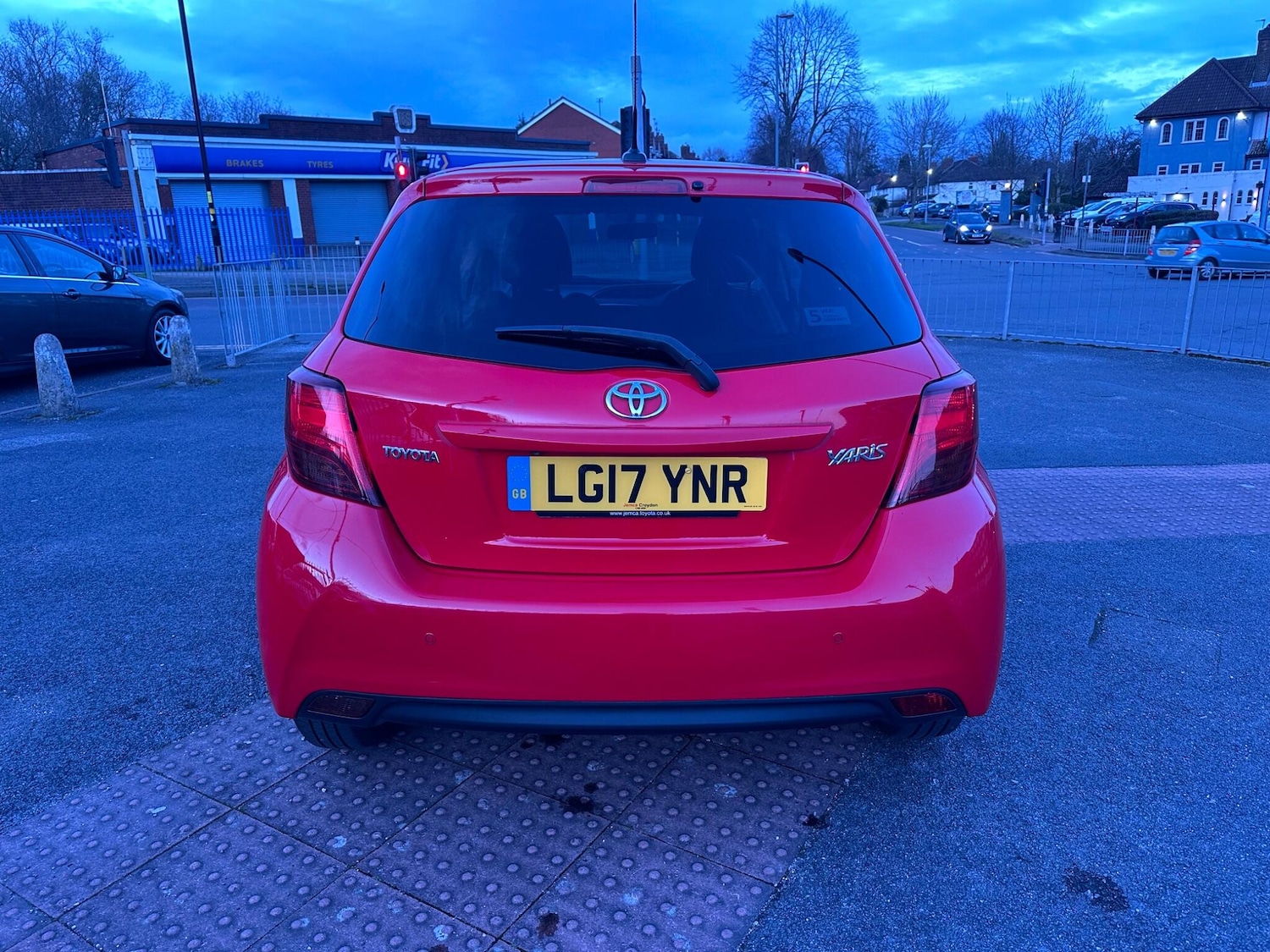 Used Toyota Yaris 2017 for sale - 77883602: Photo 10