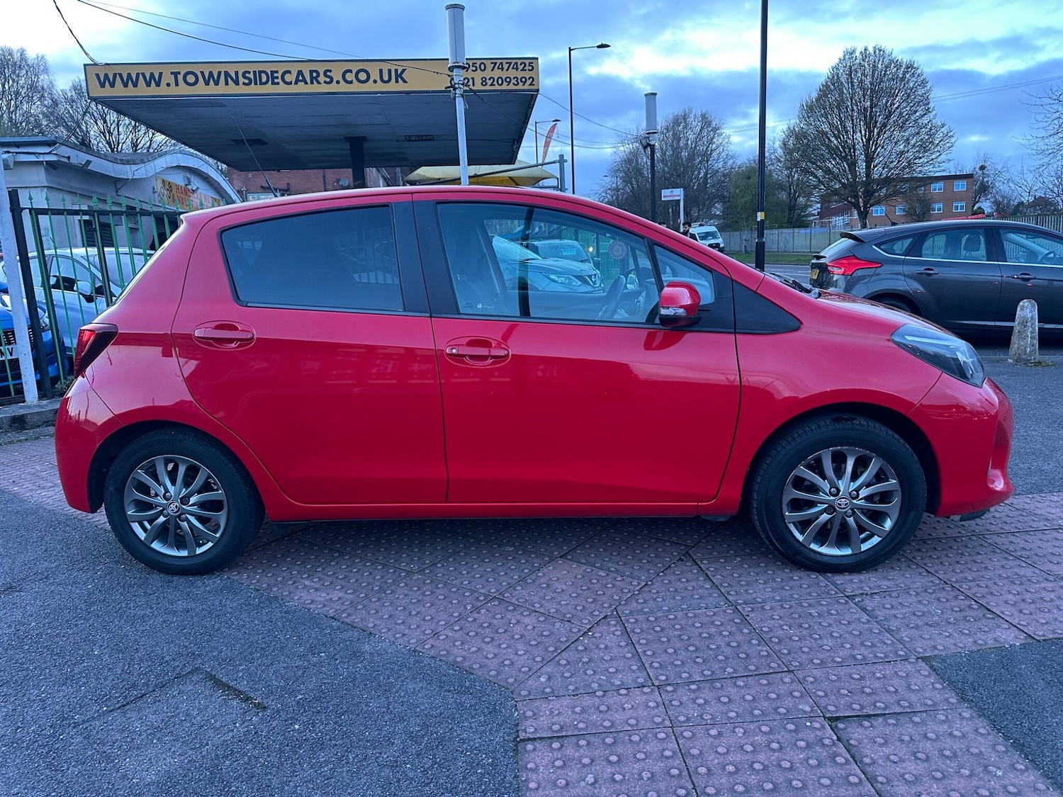 Used Toyota Yaris 2017 for sale - 77883602: Photo 12