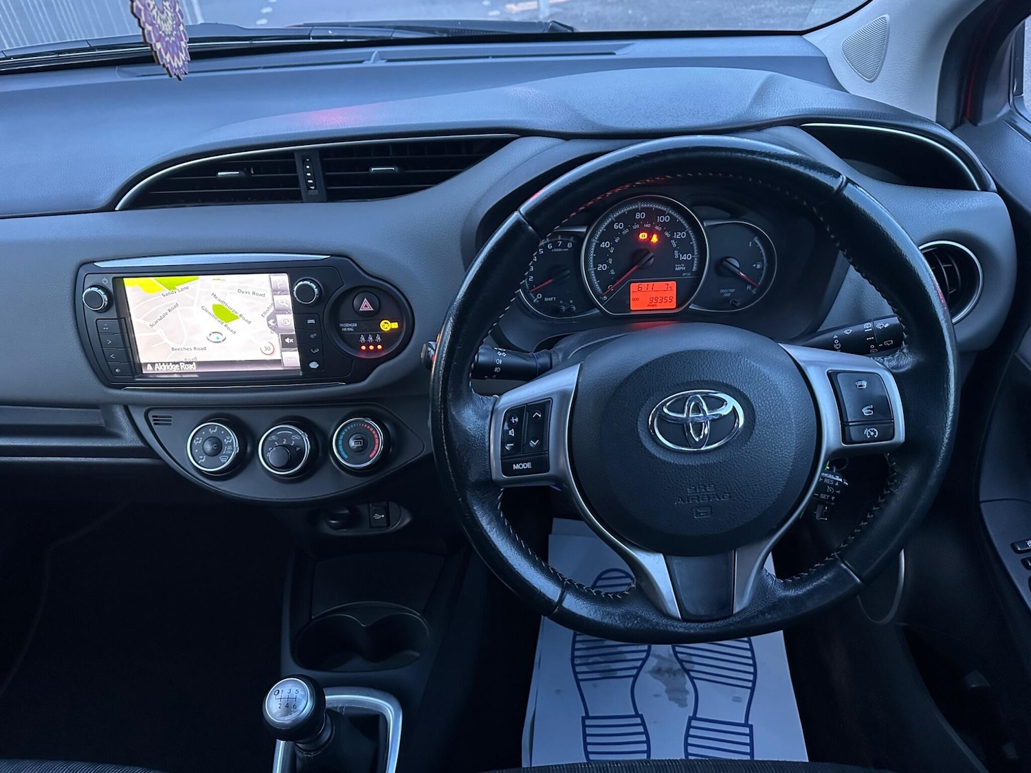 Used Toyota Yaris 2017 for sale - 77883602: Photo 17