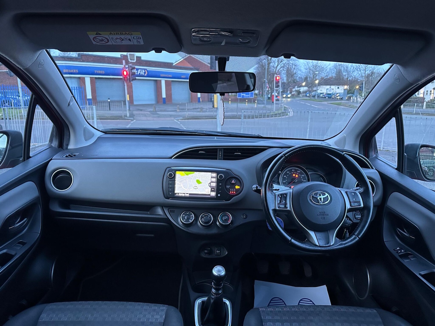 Used Toyota Yaris 2017 for sale - 77883602: Photo 18