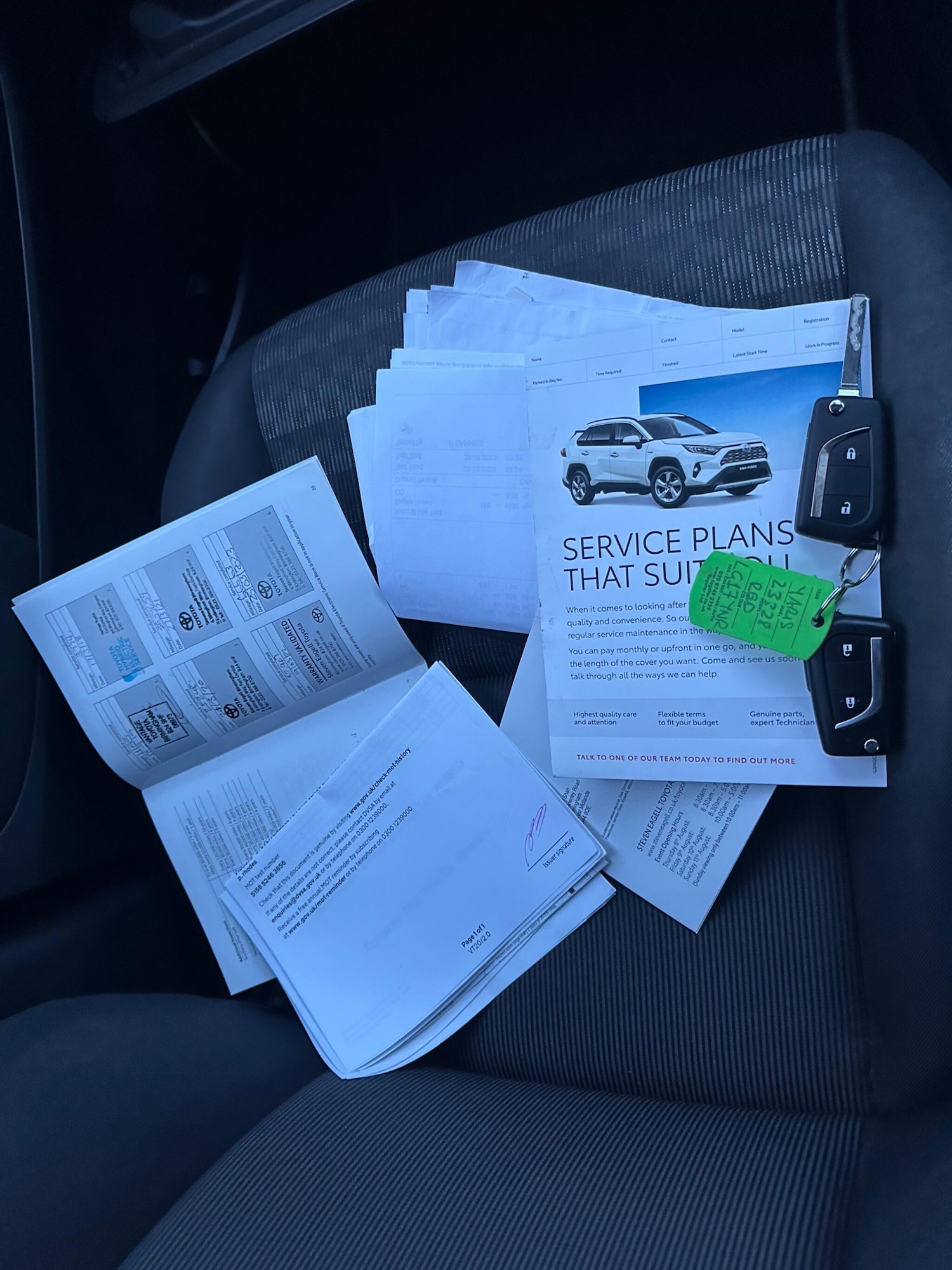 Used Toyota Yaris 2017 for sale - 77883602: Photo 28