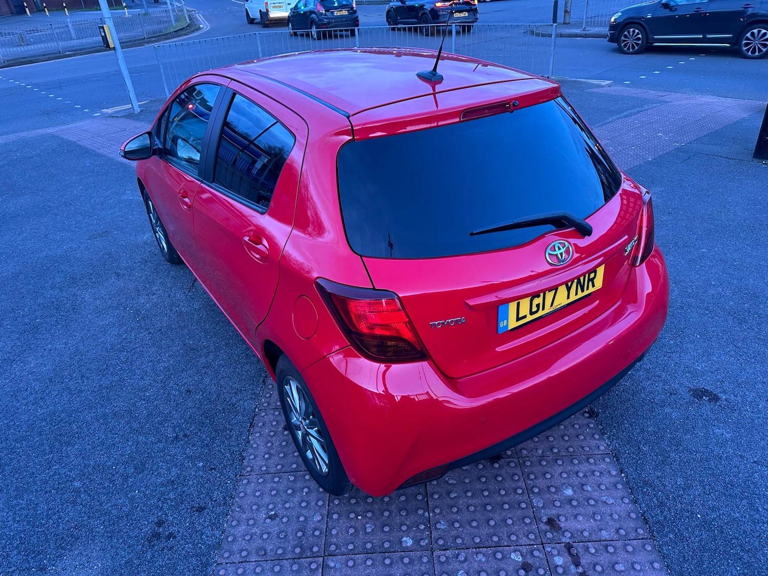 Used Toyota Yaris 2017 for sale - 77883602: Photo 8