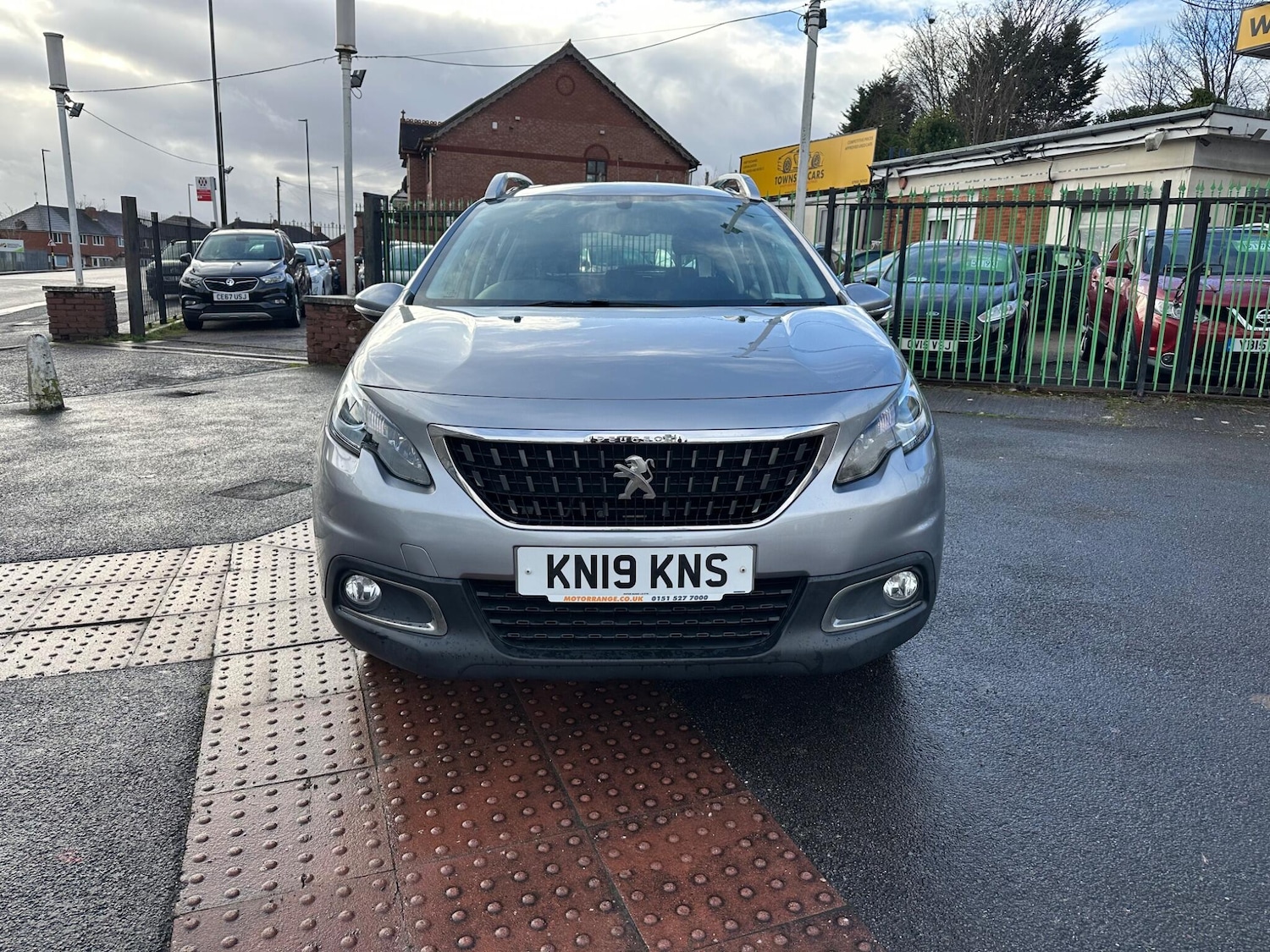 Used Peugeot 2008 for sale - 77497112: Photo 2