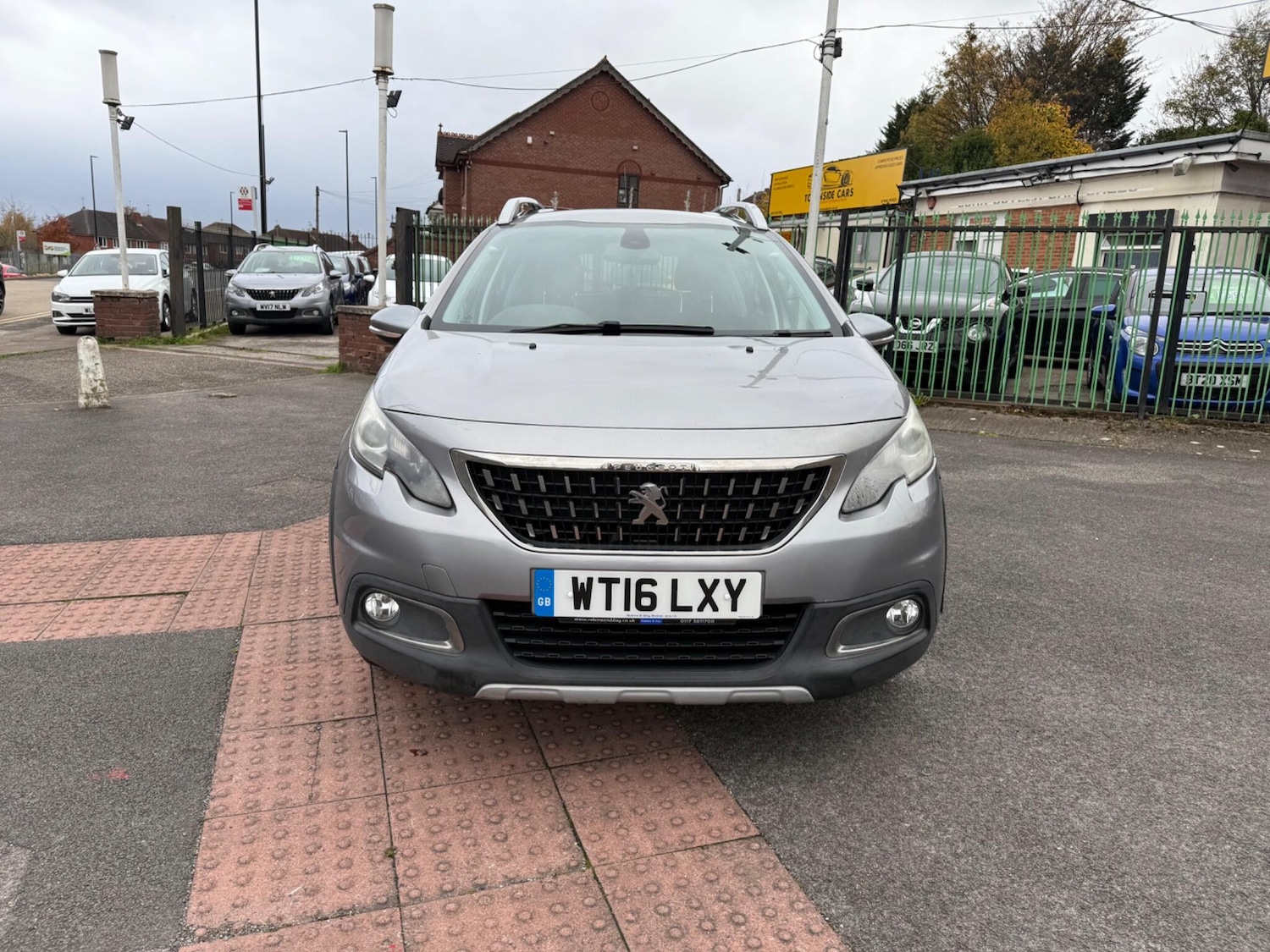 Used Peugeot 2008 2016 for sale - 76472737: Photo 1