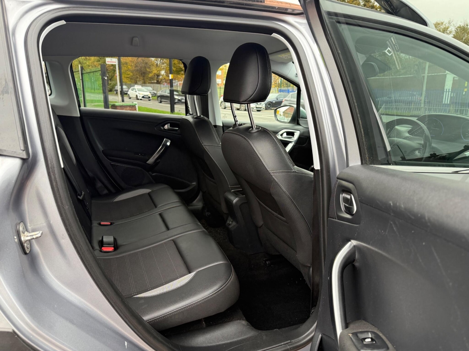 Used Peugeot 2008 2016 for sale - 76472737: Photo 21