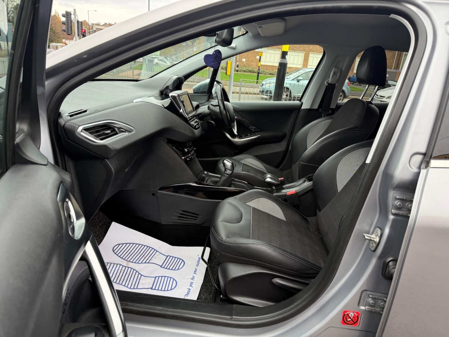 Used Peugeot 2008 2016 for sale - 76472737: Photo 27