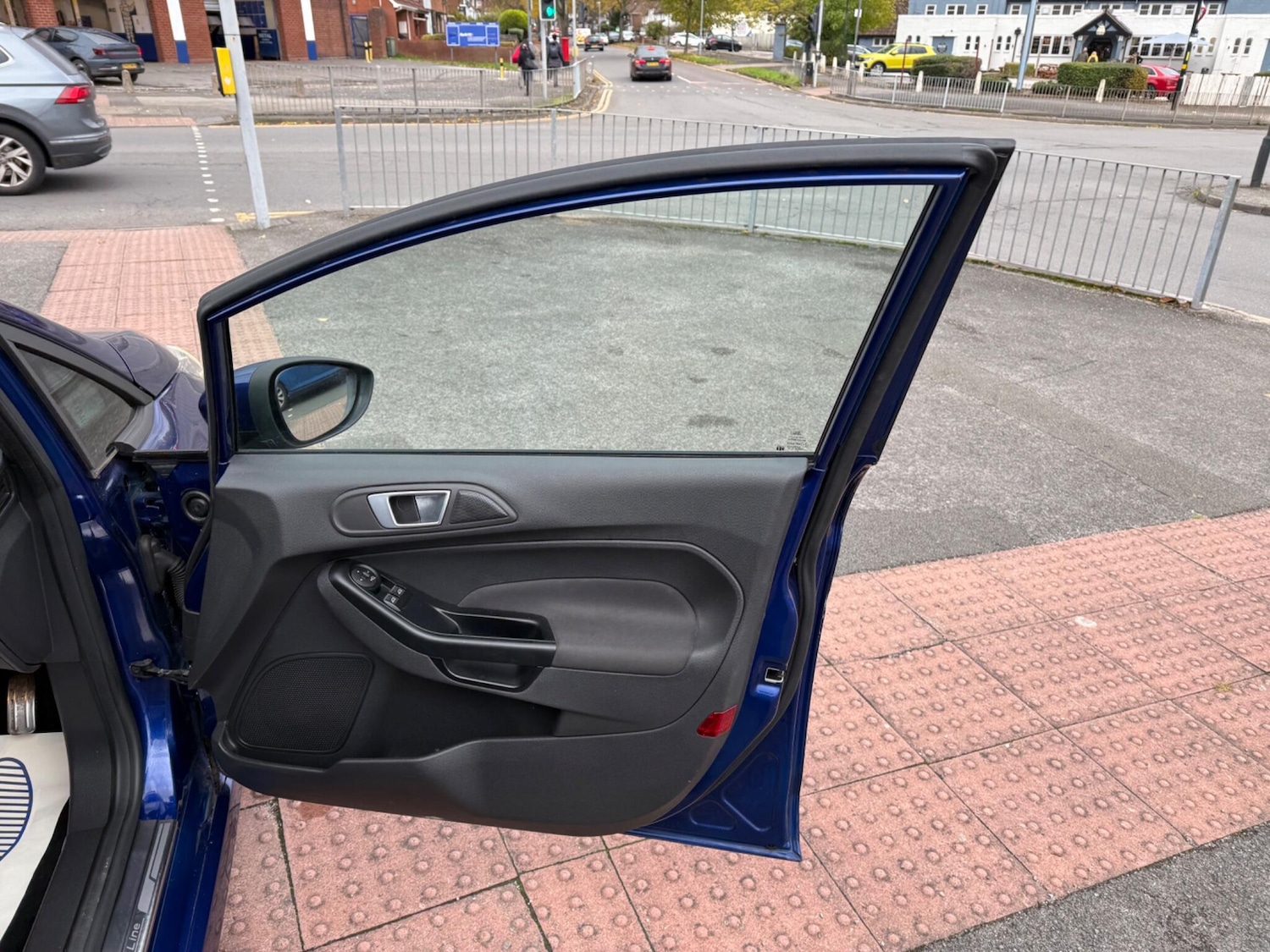 Used Ford Fiesta 2017 for sale - 76388370: Photo 21