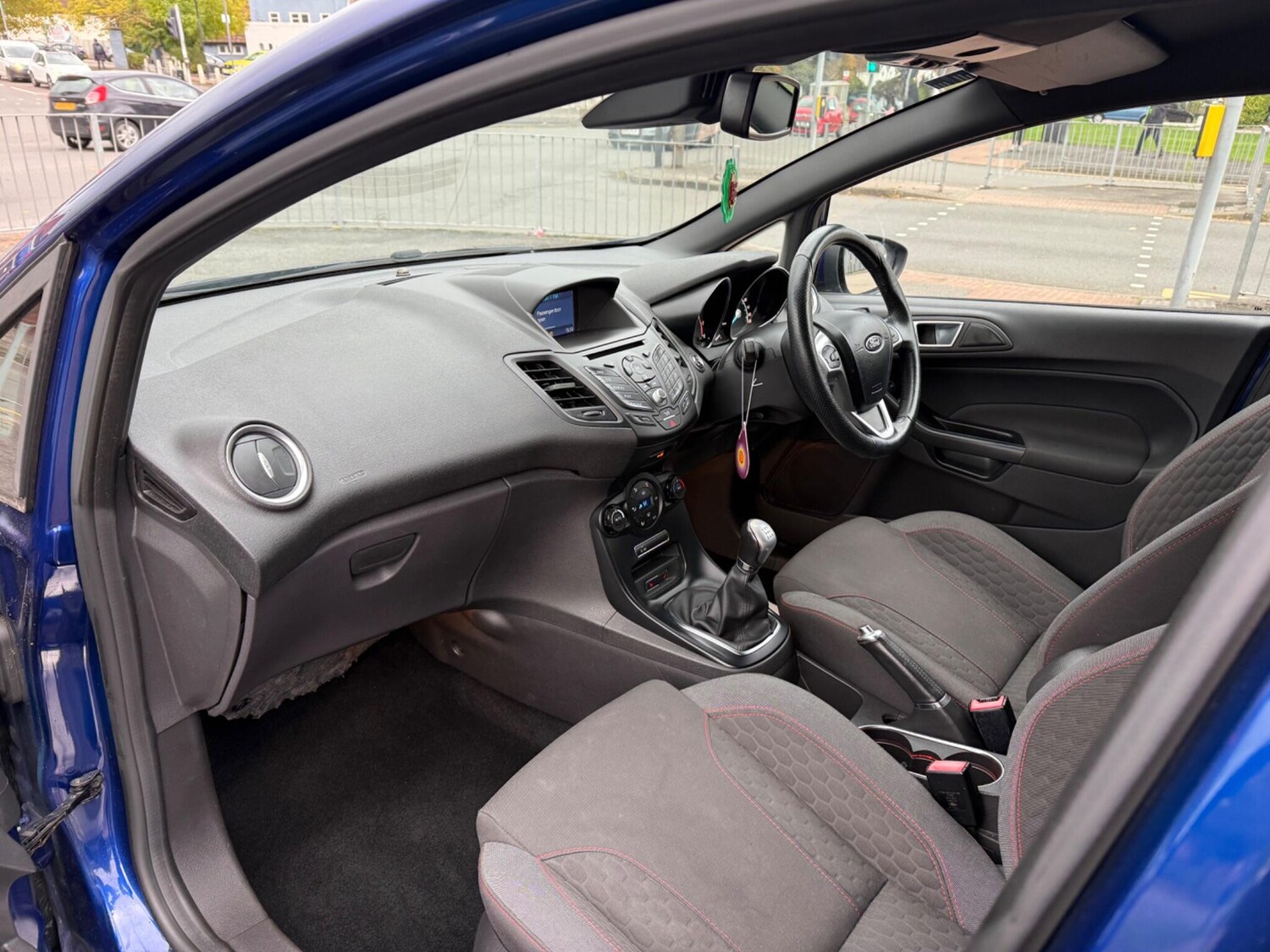 Used Ford Fiesta 2017 for sale - 76388370: Photo 27