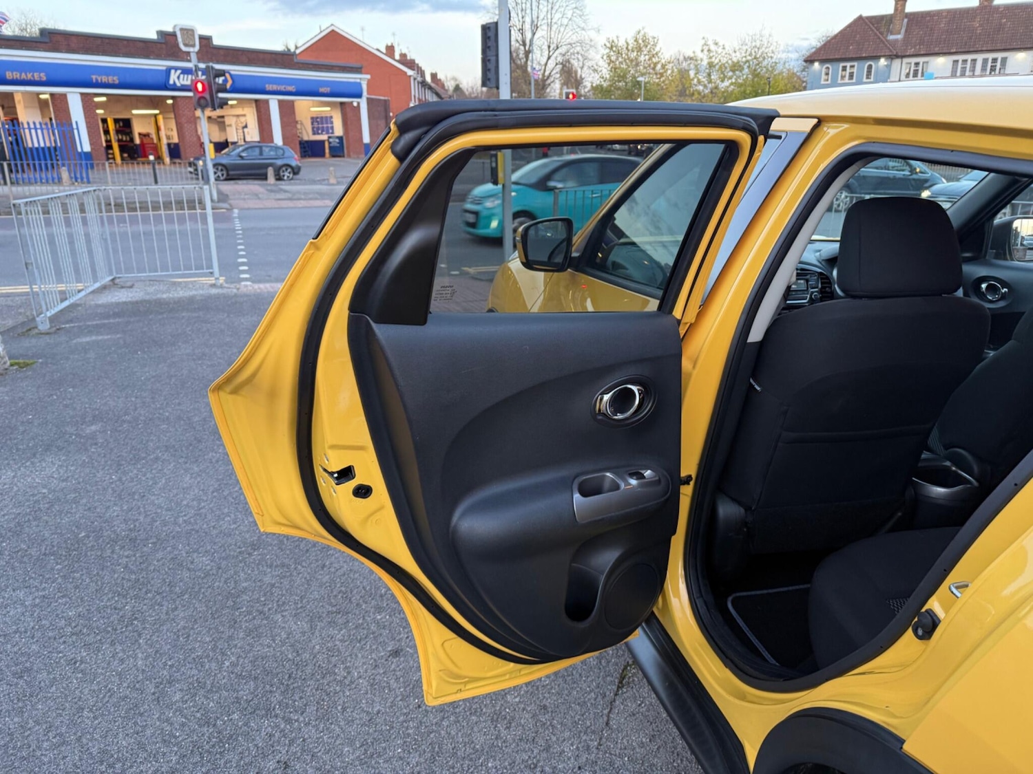 Used Nissan Juke 2017 for sale - 76388375: Photo 28