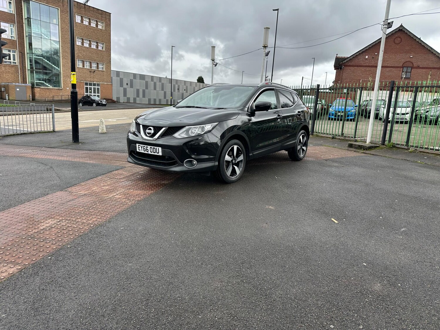 Used Nissan Qashqai for sale - 77484340: Photo 9