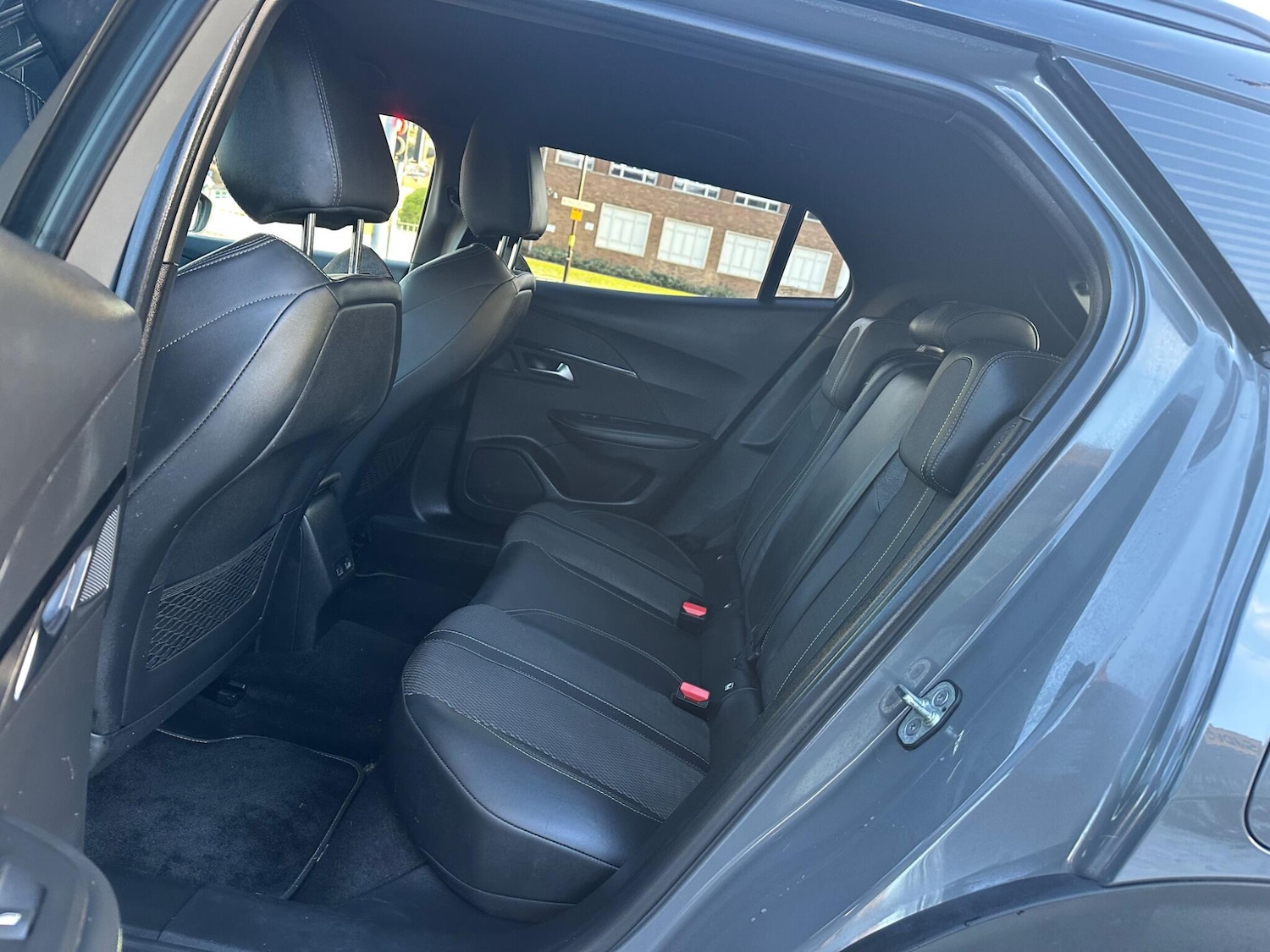 Used Peugeot 2008 2024 for sale - 77103652: Photo 25