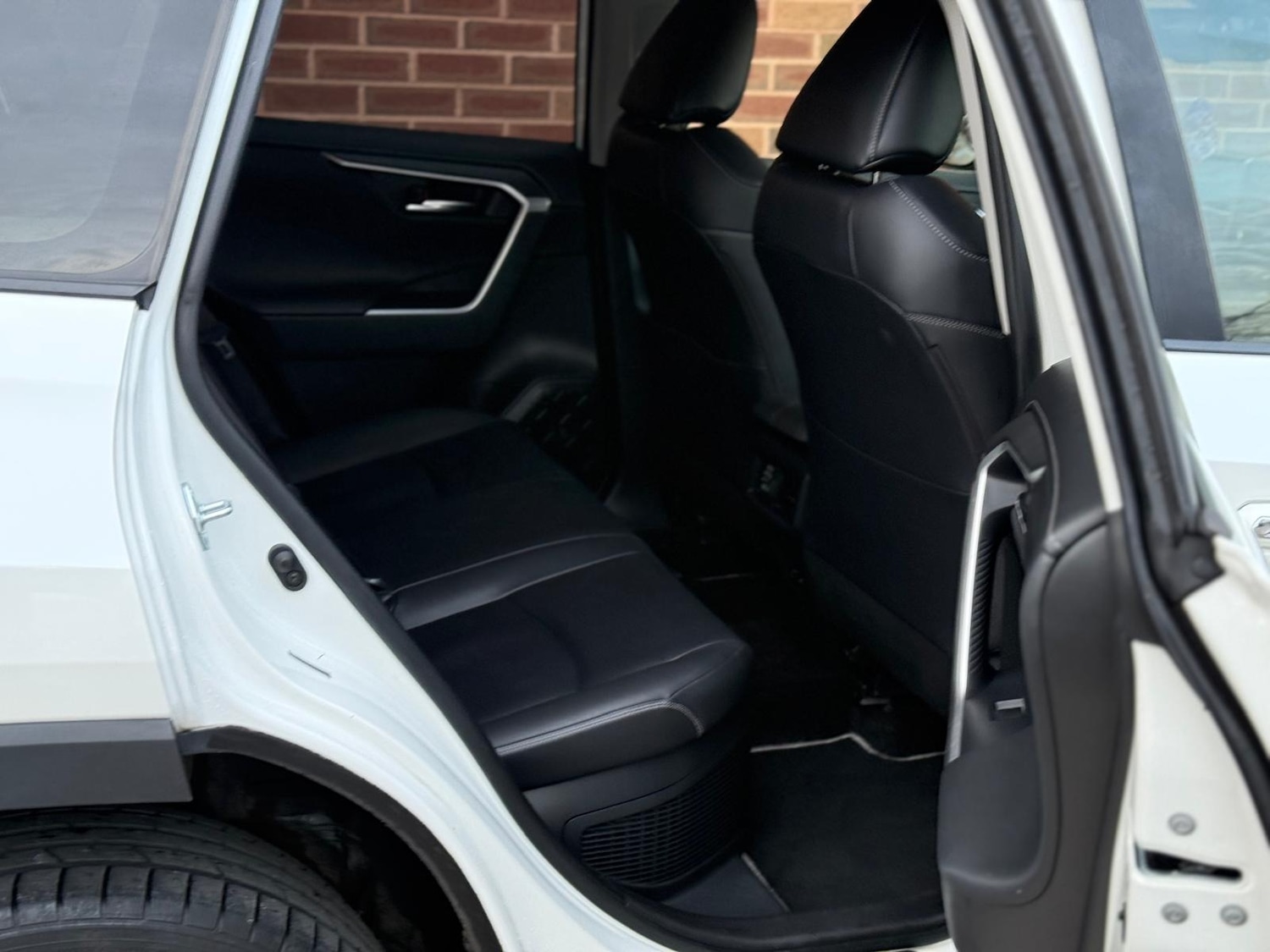 Used Toyota RAV4 2020 for sale - 76568212: Photo 10