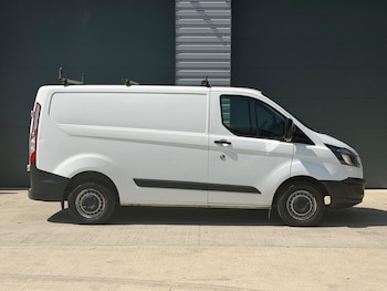 Used Ford Transit Custom 2017 for sale - 79264149: Photo