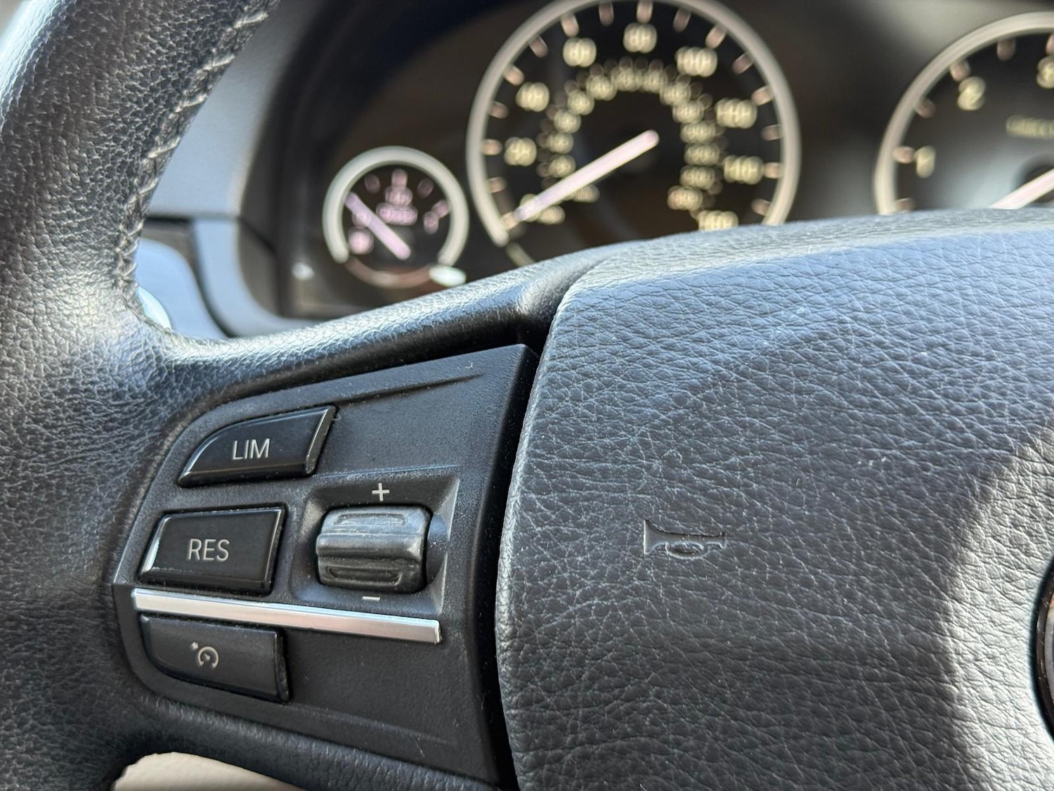 Used BMW 5 Series 2015 for sale - 76046957: Photo 14