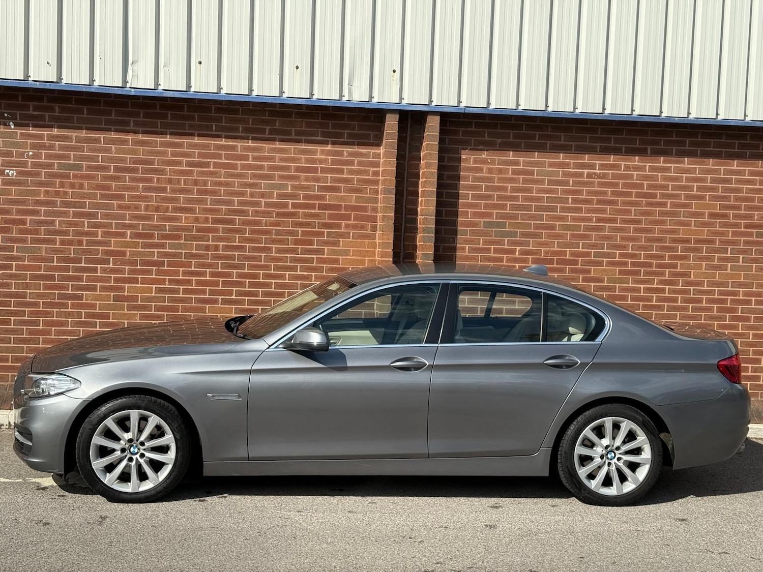 Used BMW 5 Series 2015 for sale - 76046957: Photo 3