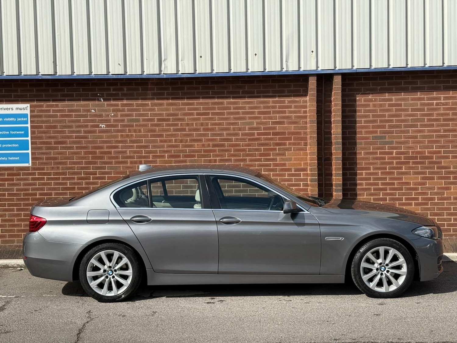 Used BMW 5 Series 2015 for sale - 76046957: Photo 4