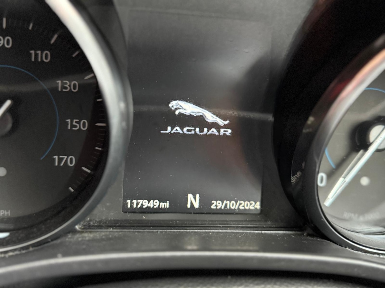 Used Jaguar XE 2017 for sale - 76422098: Photo 20