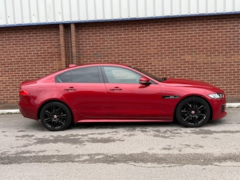 Used Jaguar XE 2017 for sale - 76422098: Photo