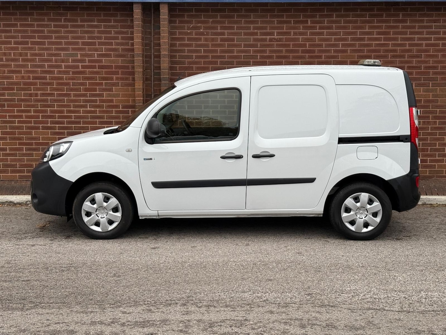 Used Renault Kangoo 2021 for sale - 76274888: Photo 3