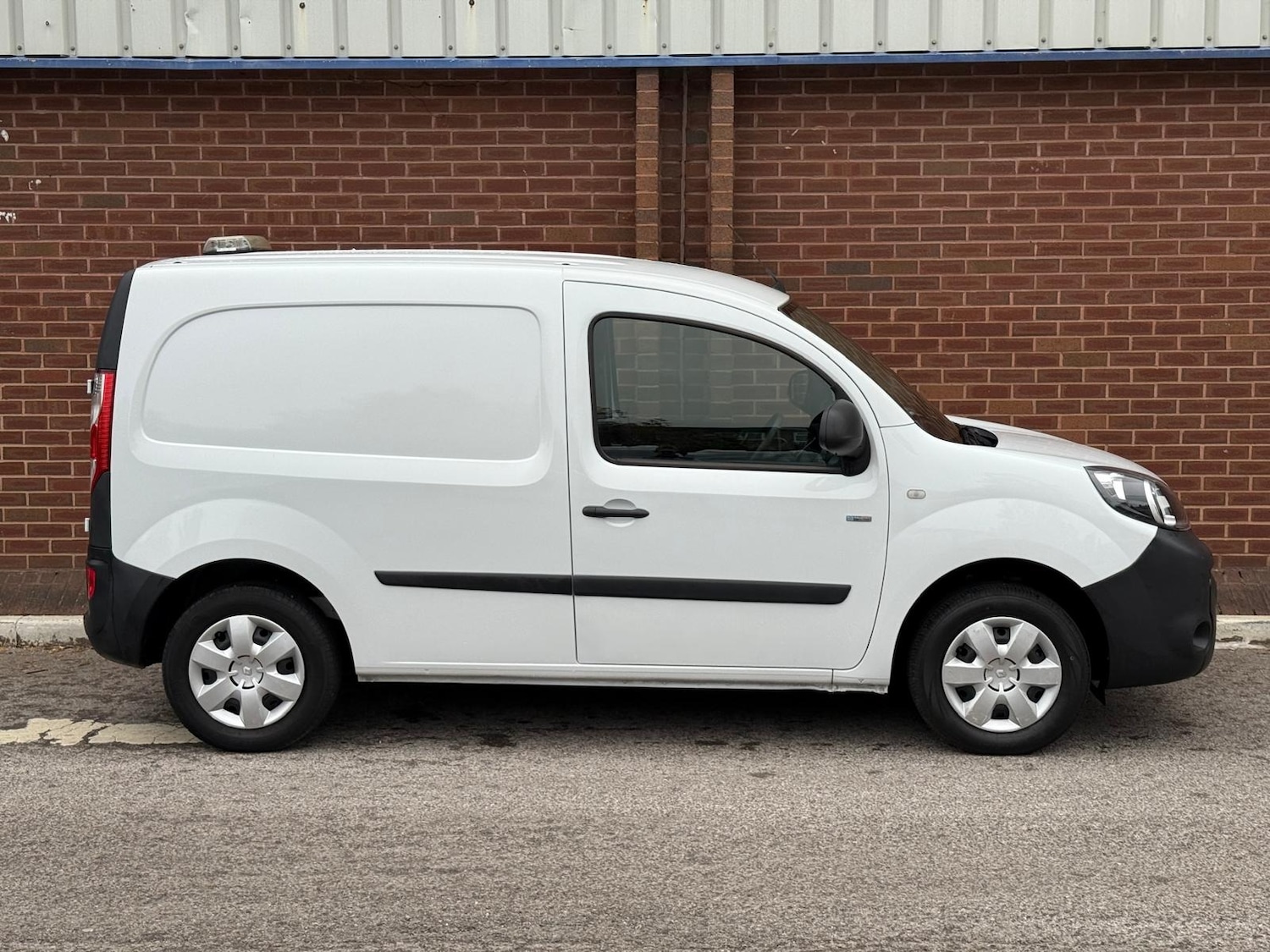 Used Renault Kangoo 2021 for sale - 76274888: Photo 4