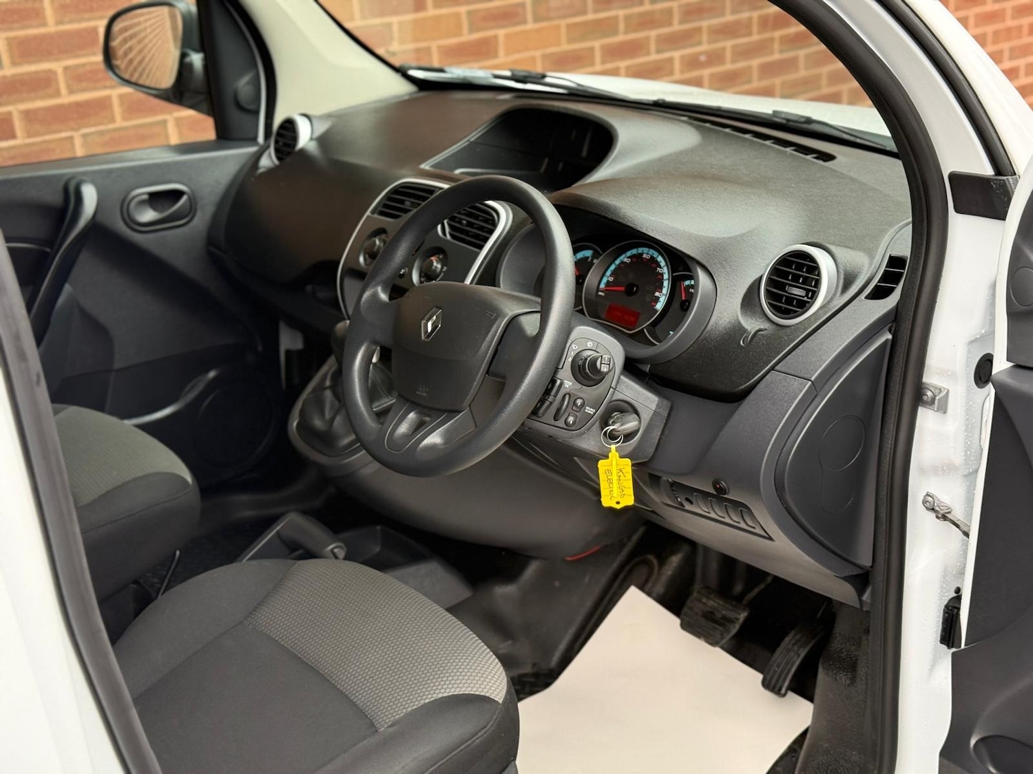 Used Renault Kangoo 2021 for sale - 76274888: Photo 9