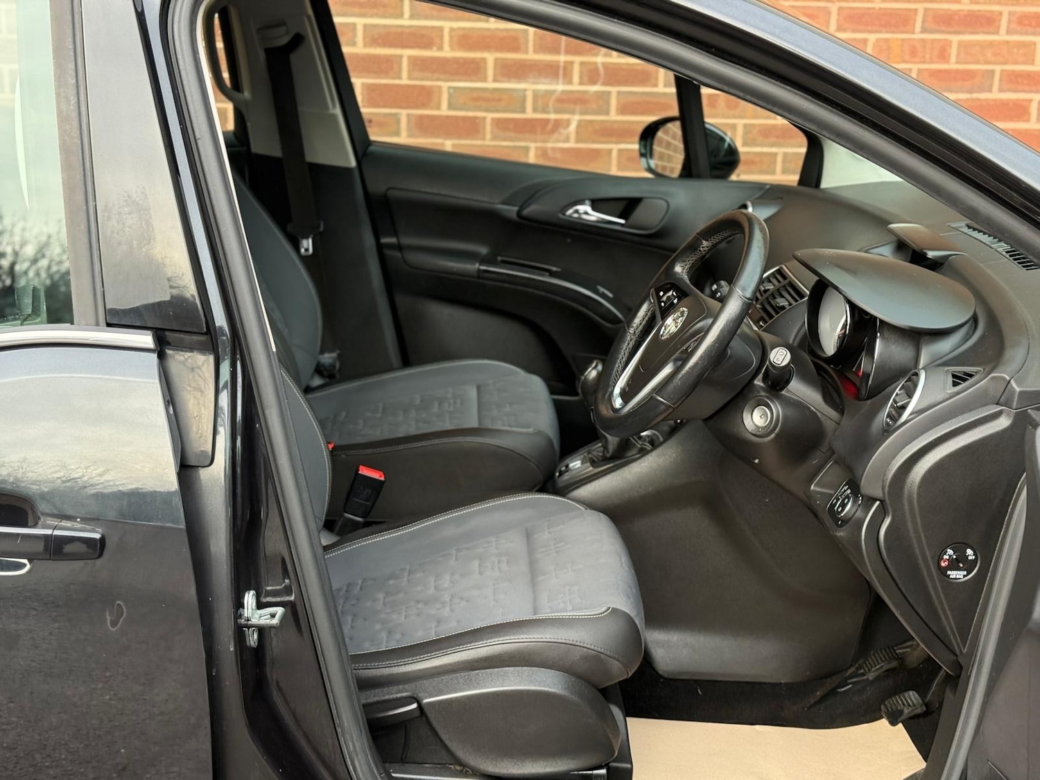 Used Vauxhall Meriva 2016 for sale - 76750204: Photo 8