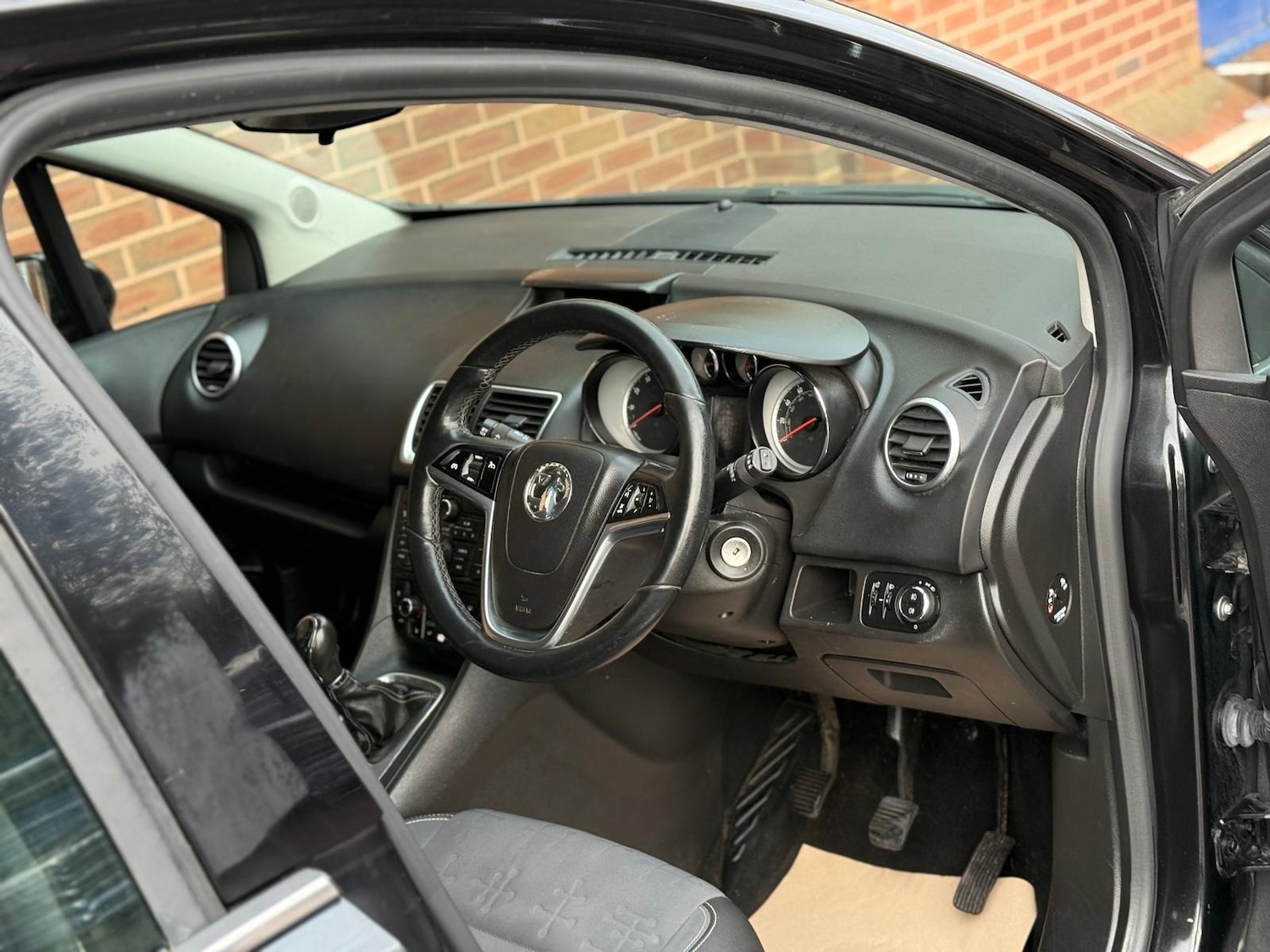 Used Vauxhall Meriva 2016 for sale - 76750204: Photo 9