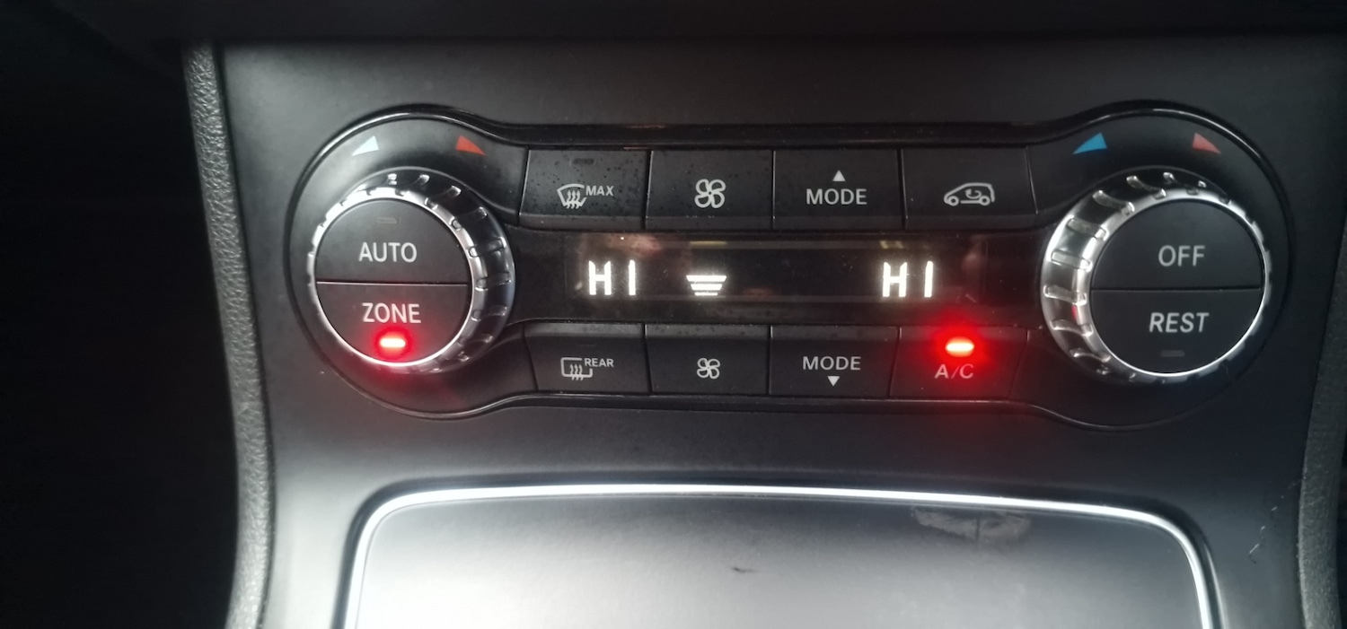 Used Mercedes-Benz B Class 2017 for sale - 77562689: Photo 17