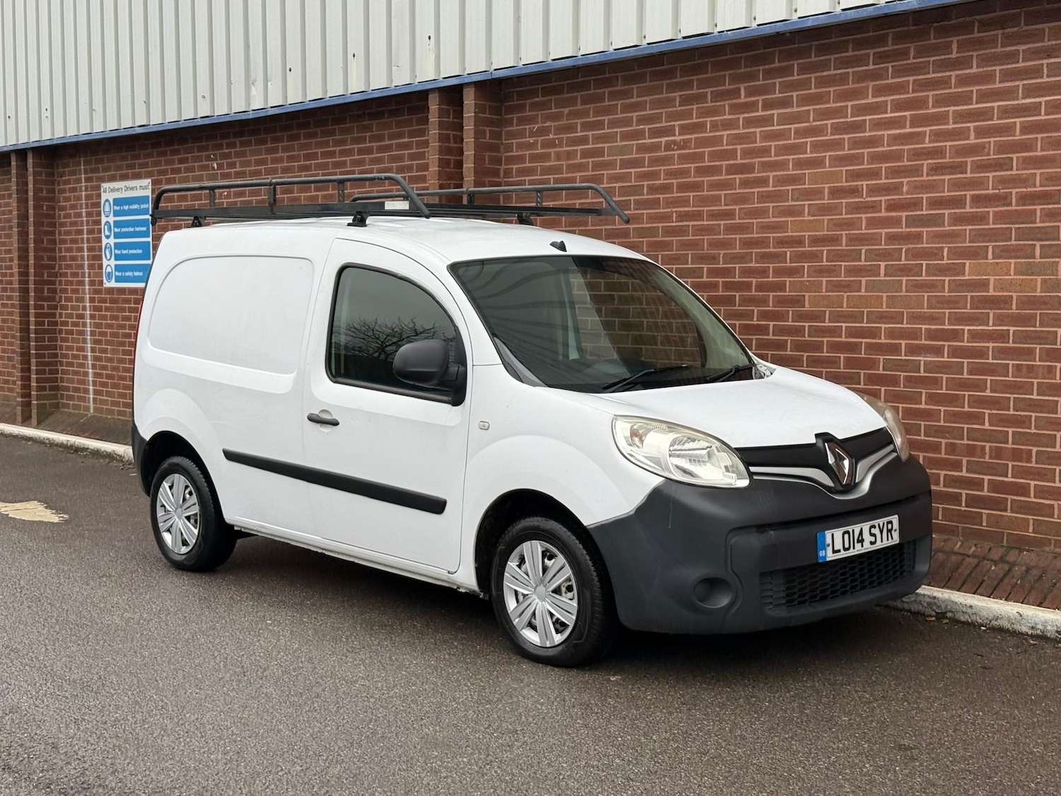 Used Renault Kangoo 2014 for sale - 76749266: Photo 2