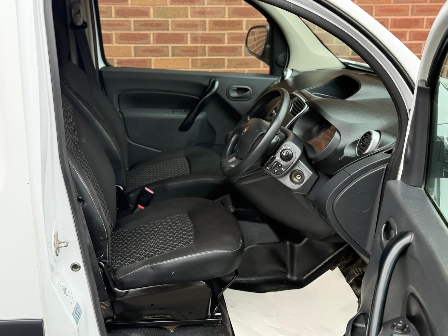 Used Renault Kangoo 2014 for sale - 76749266: Photo 8