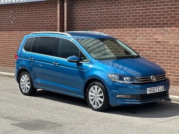 Used Volkswagen Touran 2018 for sale - 75714038: Photo