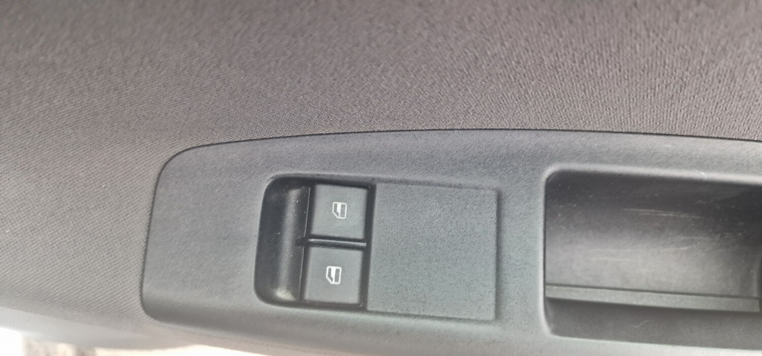 Used Volkswagen Polo 2009 for sale - 78095510: Photo 13