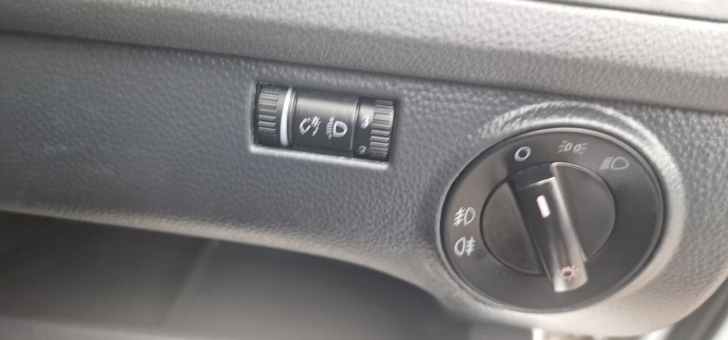 Used Volkswagen Polo 2009 for sale - 78095510: Photo 15