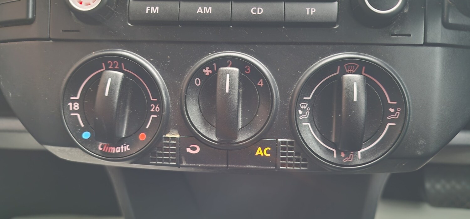 Used Volkswagen Polo 2009 for sale - 78095510: Photo 18