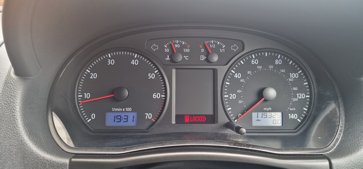 Used Volkswagen Polo 2009 for sale - 78095510: Photo 20