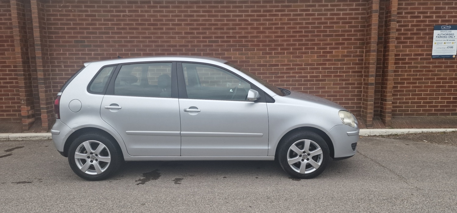 Used Volkswagen Polo 2009 for sale - 78095510: Photo 4