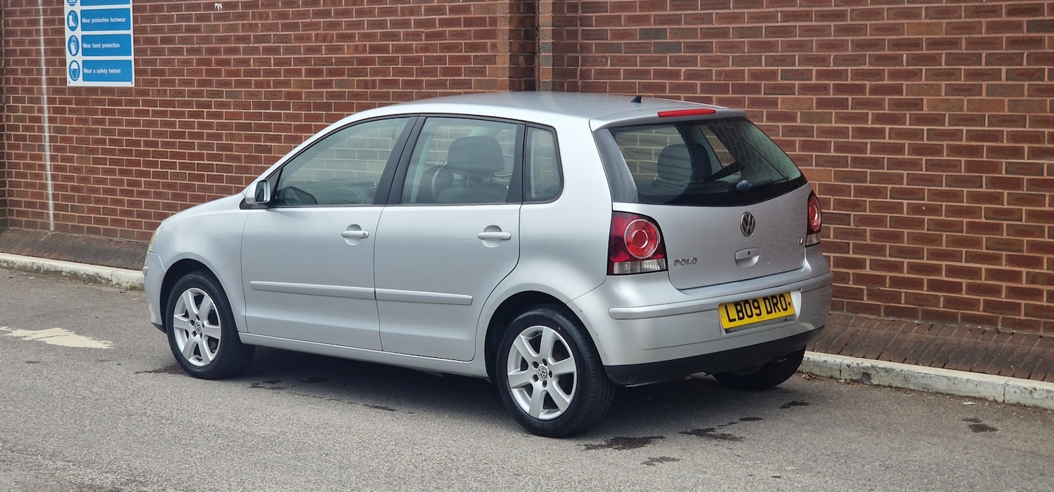 Used Volkswagen Polo 2009 for sale - 78095510: Photo 5
