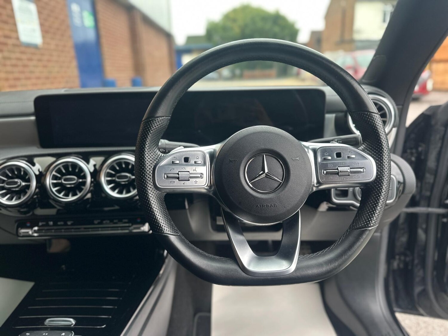 Used Mercedes-Benz CLA 2022 for sale - 75996673: Photo 10