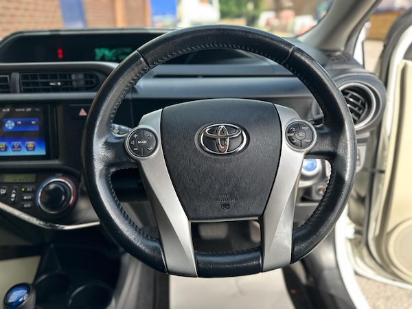 Used Toyota Aqua 2013 for sale - 75985024: Photo 10
