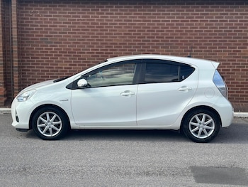 Used Toyota Aqua 2013 for sale - 75985024: Photo