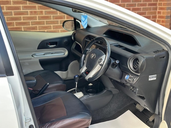 Used Toyota Aqua 2013 for sale - 75985024: Photo 8