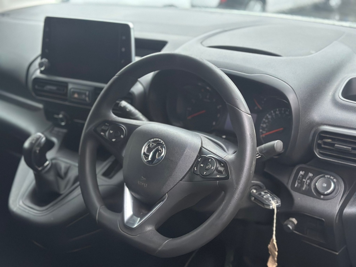 Used Vauxhall Combo 2020 for sale - 76766867: Photo 2