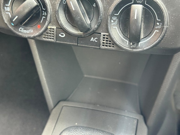 Used Volkswagen Polo 2005 for sale - 76146261: Photo 14